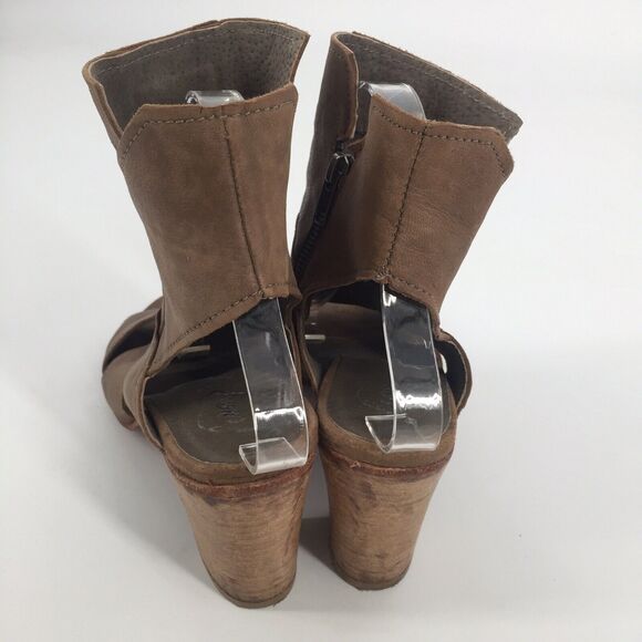 Free People Effie Leather Peep Toe Ankle Bootie 40 US 10 Womens Brown Distressed - Picture 3 of 10